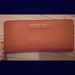 All leather Micheal Kors Wallet